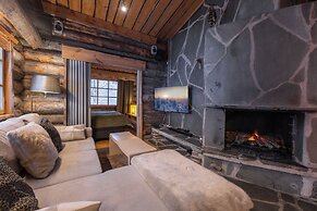 Kuukkeli Log Houses Teerenpesä - Premium Suite A48