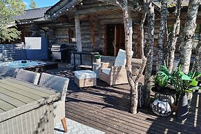 Kuukkeli Log Houses Teerenpesä - Premium Suite A48