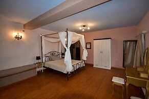 Villa in Malaki in Sea With Playground