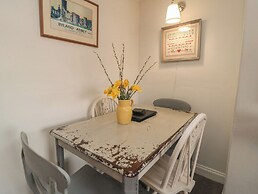 Wren's Nest