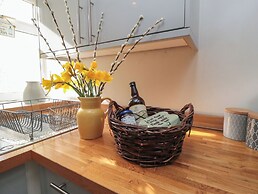 Wren's Nest