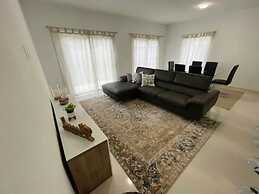 Comfortable European Style Home 4BR 4BA in Miami by ASVR-13670