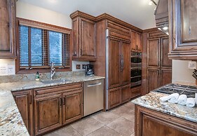 4515 Bighorn Rd. 4 Bedroom Home by RedAwning