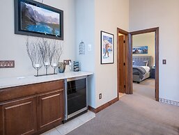 4515 Bighorn Rd. 4 Bedroom Home by RedAwning