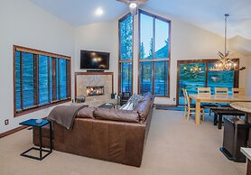 4515 Bighorn Rd. 4 Bedroom Home by RedAwning