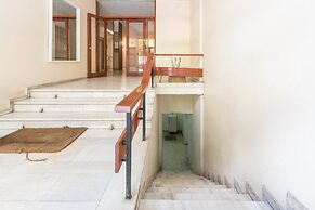Apartment at Megaro Mousikis metro station 1bed 2 pers