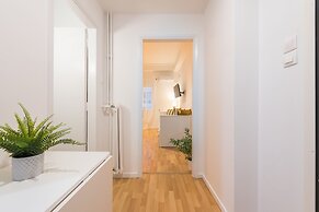 Apartment at Megaro Mousikis metro station 1bed 2 pers