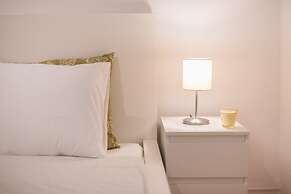 Apartment at Megaro Mousikis metro station 1bed 2 pers