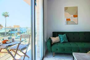 Phaedrus Living: Seaside Luxury Flat Athina 21