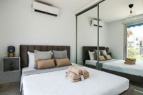 Phaedrus Living: Seaside Luxury Flat Athina 21