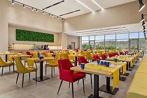 Ramada by Wyndham Targu JIU