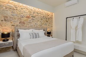 Thiramenous Residence