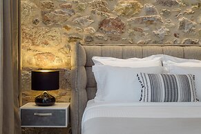 Thiramenous Residence