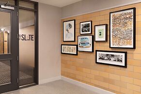 The Slate Denver, Tapestry Collection By Hilton