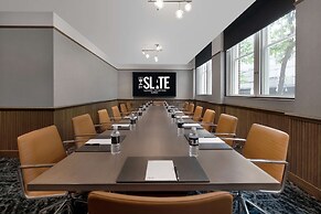 The Slate Denver, Tapestry Collection By Hilton