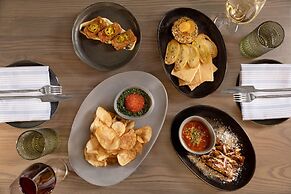 The Slate Denver, Tapestry Collection By Hilton