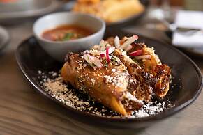 The Slate Denver, Tapestry Collection By Hilton