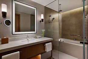 DoubleTree by Hilton Sharjah Waterfront Hotel & Residences