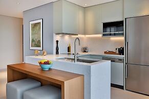 DoubleTree by Hilton Sharjah Waterfront Hotel & Residences