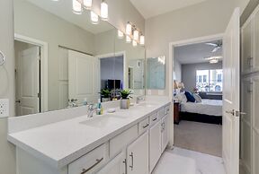 Wonderful 2 bedroom BRAND NEW Condo at The Cays Ocotillo! 30 Night Min