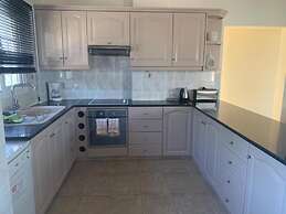 Villa Amorosa in Neo Chorio