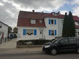 Ulm 2-room Apartment Near University & City Centre