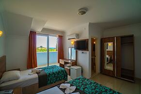 Prenses Sealine Beach Hotel