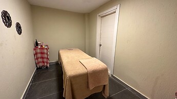 Prenses Sealine Beach Hotel