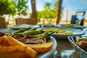 Prenses Sealine Beach Hotel