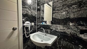 Prenses Sealine Beach Hotel