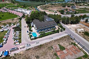 Prenses Sealine Beach Hotel