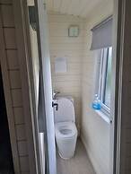 Glamping Hut - Riverview 4