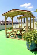 White Crown Apartman ve Yaşam Merkezi