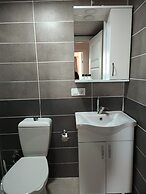 White Crown Apartman ve Yaşam Merkezi