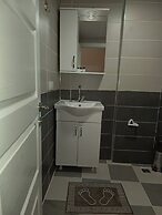 White Crown Apartman ve Yaşam Merkezi