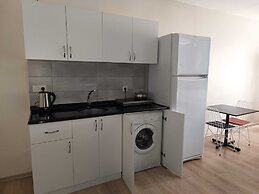 White Crown Apartman ve Yaşam Merkezi