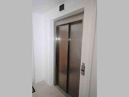 No2 Sandy Bay , Luxury Beachfront Apartment