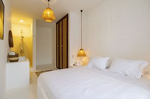 777 Alaçatı (+16 Adult Only)