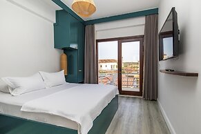 777 Alaçatı (+16 Adult Only)