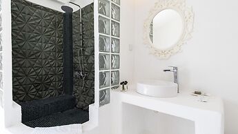 777 Alaçatı (+16 Adult Only)