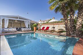 777 Alaçatı (+16 Adult Only)