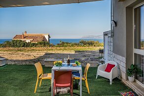 Apt Perterrepermari a 2 Km Da Riserva Dello Zingaro