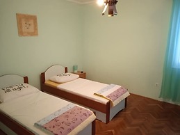 Comfortable Apartment/zadar Borik/up To 5 Persons