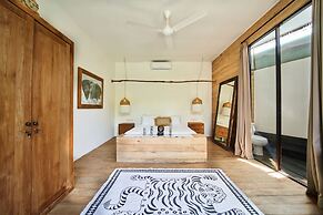 Tropical Designer Private Villa, 3br, Umalas