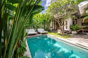 Tropical Designer Private Villa, 3br, Umalas
