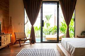 Tropical Designer Private Villa, 3br, Umalas