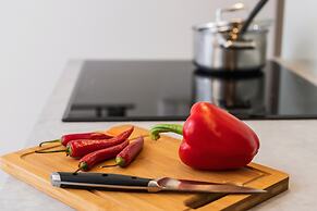 Modern Studios Stachowicza by Renters