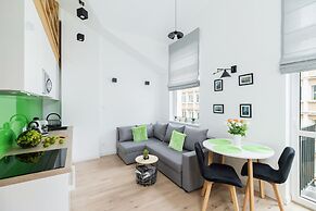 Modern Studios Stachowicza by Renters