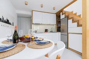 Modern Studios Stachowicza by Renters