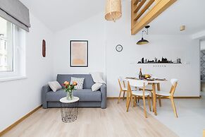 Modern Studios Stachowicza by Renters